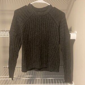 NWOT * American Eagle Charcoal and Ribbed crewneck sweater in size XX small